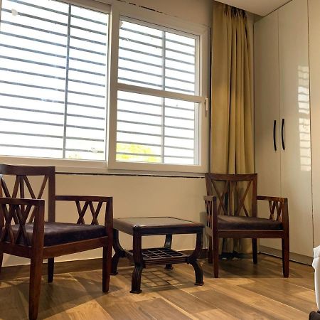 Hotel Alpine Plaza Shahpur  Екстер'єр фото